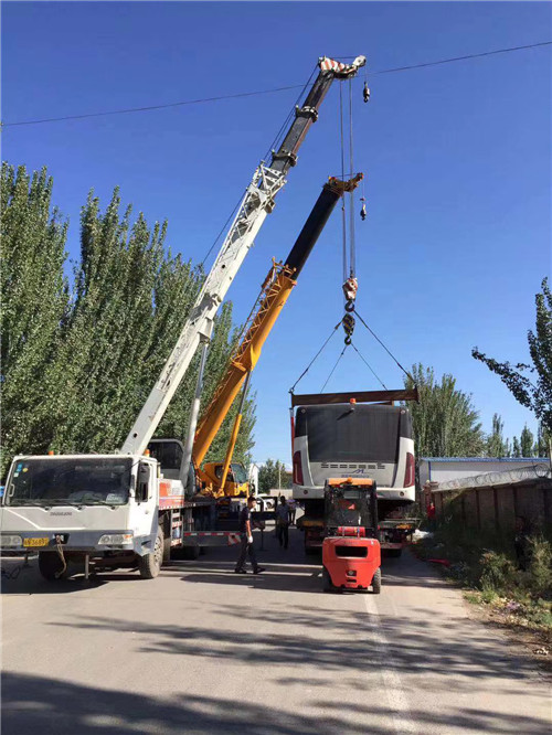 宜宾市港口集装箱搬运案例